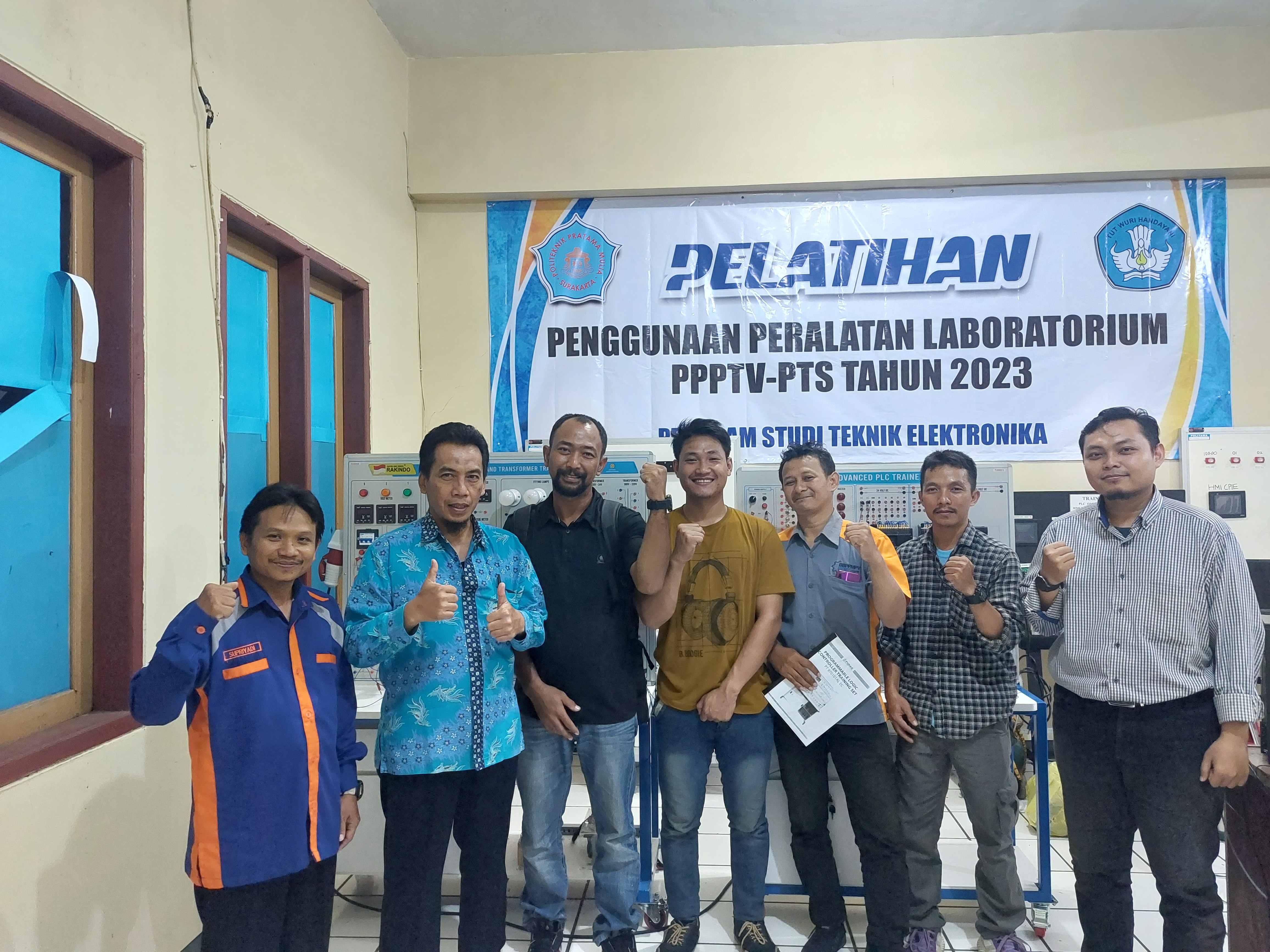 UJI FUNGSI, INSTALASI DAN TRAINING ADVANCE PLC - MICROCONTROLLER TRAINER -  INDUSTRIAL MOTOR AND TRANSFORMER TRAINING  KEGIATAN P3TV-PTS TAHUN 2023 PROGRAM DIPLOMA III TEKNIK ELEKTRONIKA